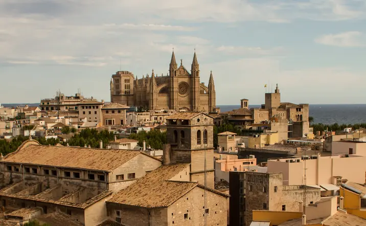 Tour Panorámico por Palma y Paseo en Barco