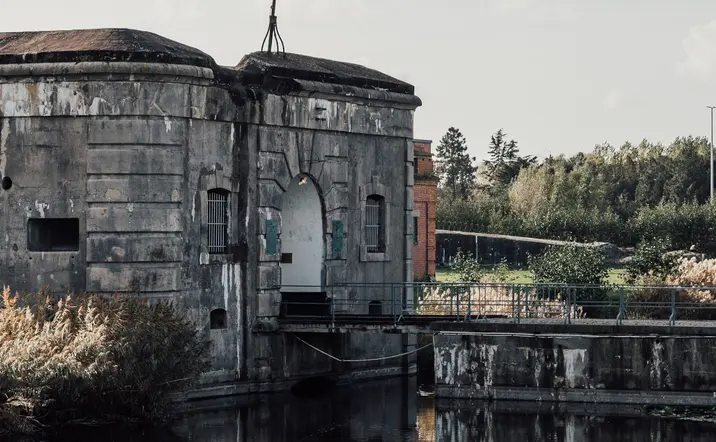 Excursión al campo de concentración Breendonk en tren