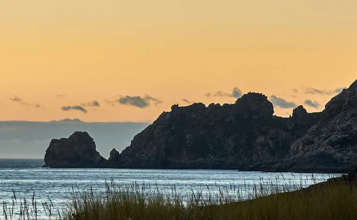 Paseo en barco al atardecer en Finisterre