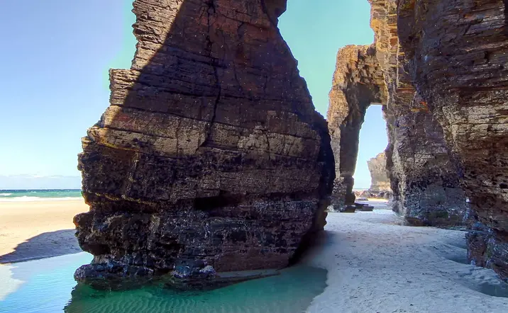 Playa de las Catedrales, playa Santas Aguas, Ribadeo, Lugo, Mar Cantábrico, Galicia.