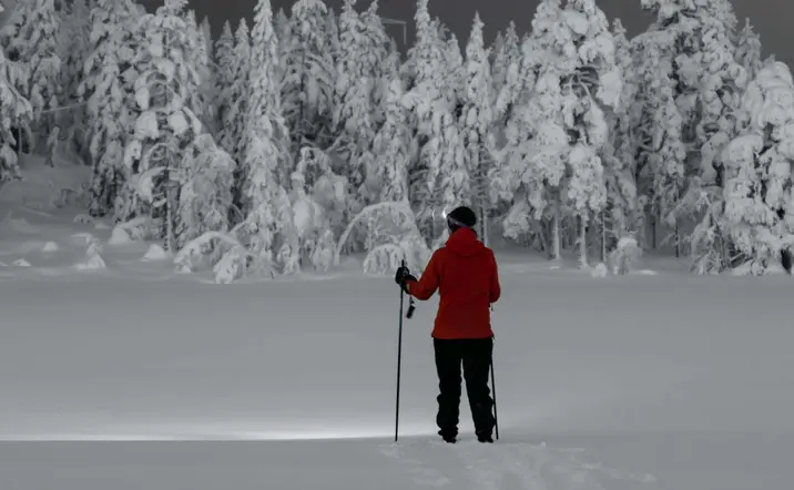 Ruta Nocturna en Raquetas de Nieve por el puerto de San Isidro