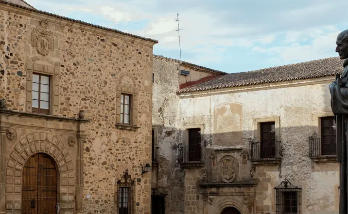 Visita guiada Cáceres al completo