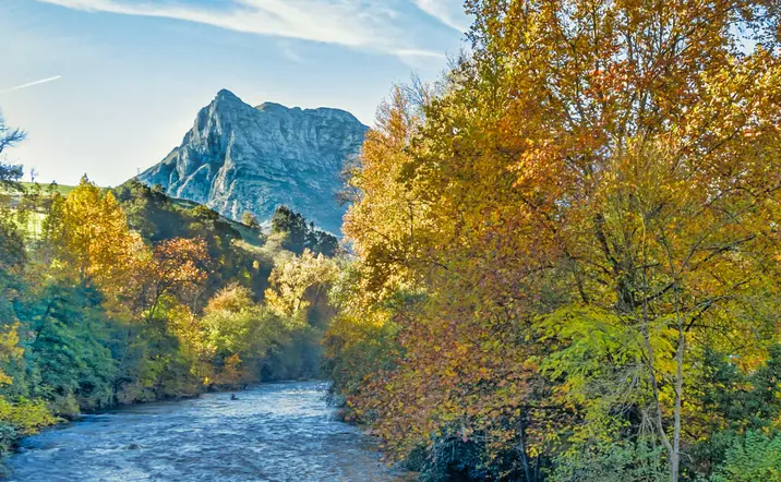 Vía ferrata El Cáliz - Actividades deportivas en Cantabria - Buendía
