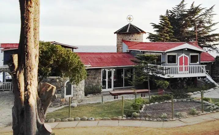 Casa de Pablo Neruda en Isla Negra, un museo dedicado al poeta en la casa donde vivió sus últimos años.