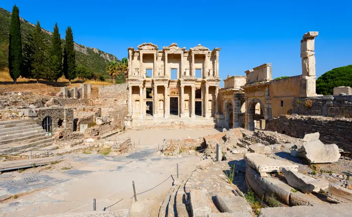 Biblioteca de Celso en Éfeso, una de las paradas de esta excursión de 5 días.