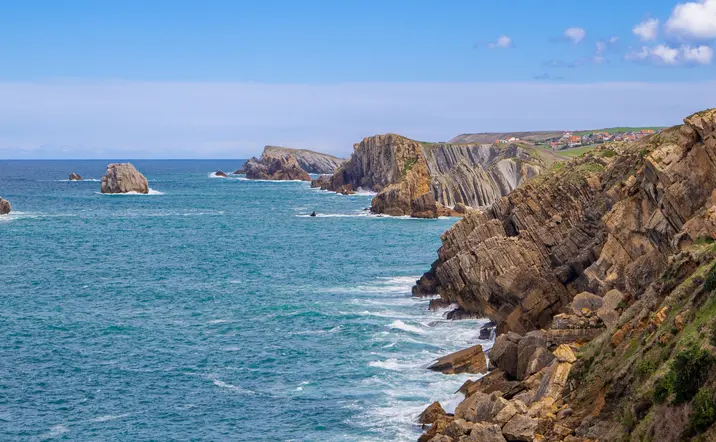 La costa cantábrica en el Geoparque de Costa Quebrada, Cantabria