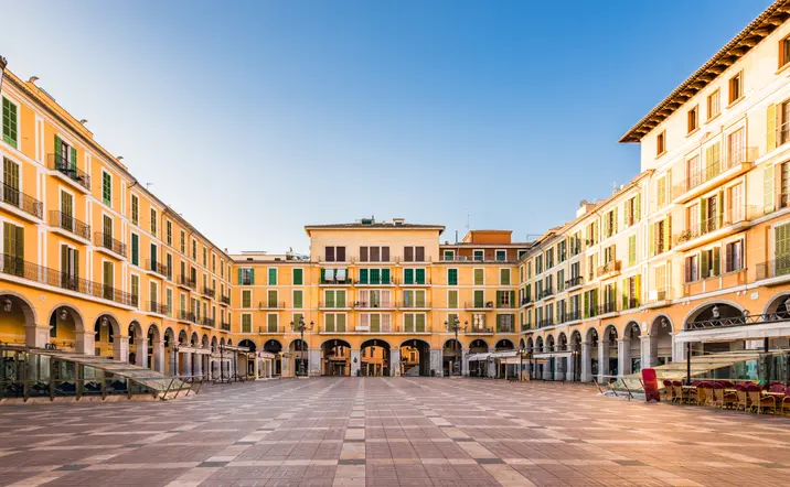 Plaza mayor de Mallorca, el corazón del casco antiguo de la ciudad.