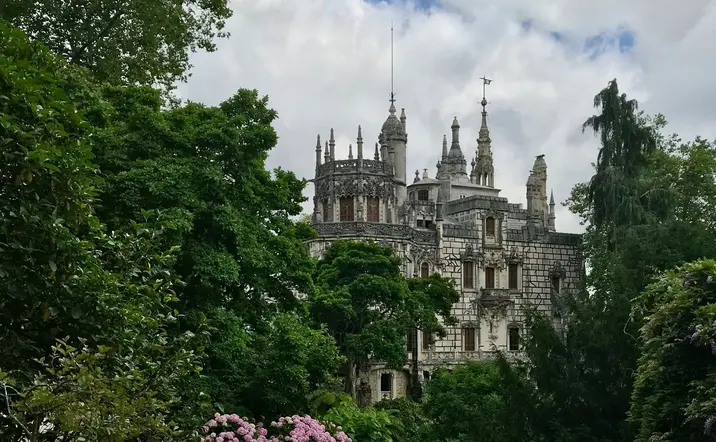 Tour por Sintra y visita guiada a la Quinta da Regaleira - buendía
