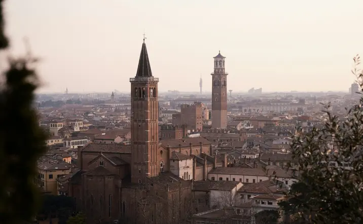 Excursión a Largo de Garda, Sirmione y Verona desde Venecia - buendía
