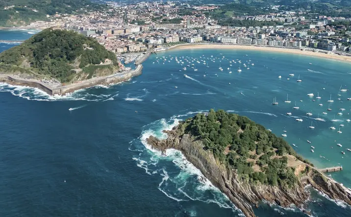 Excursión a San Sebastián, Hondarribia y Getaria desde Bilbao