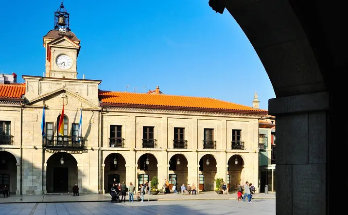 Visita guiada por Avilés con espicha asturiana opcional - buendía